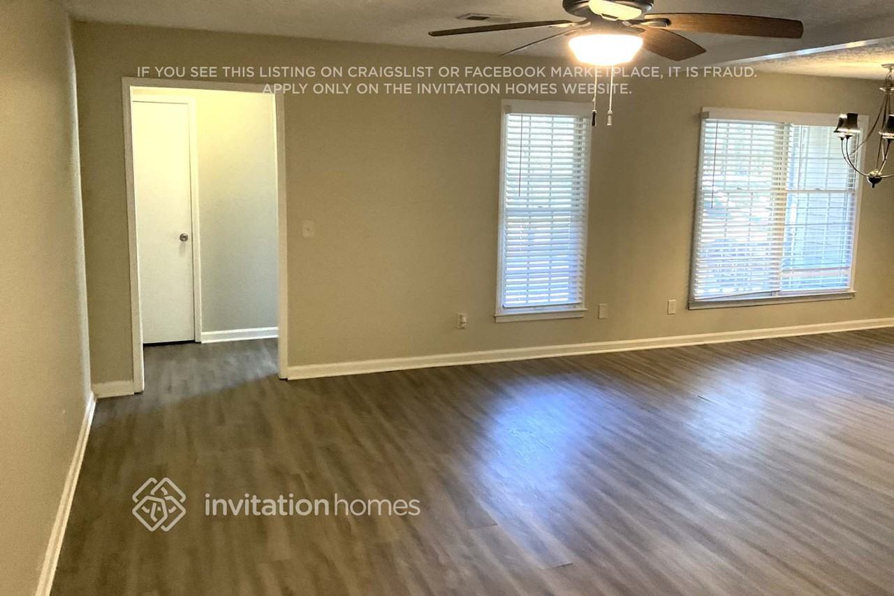 158 Little Brook Dr - Photo 3 of 20