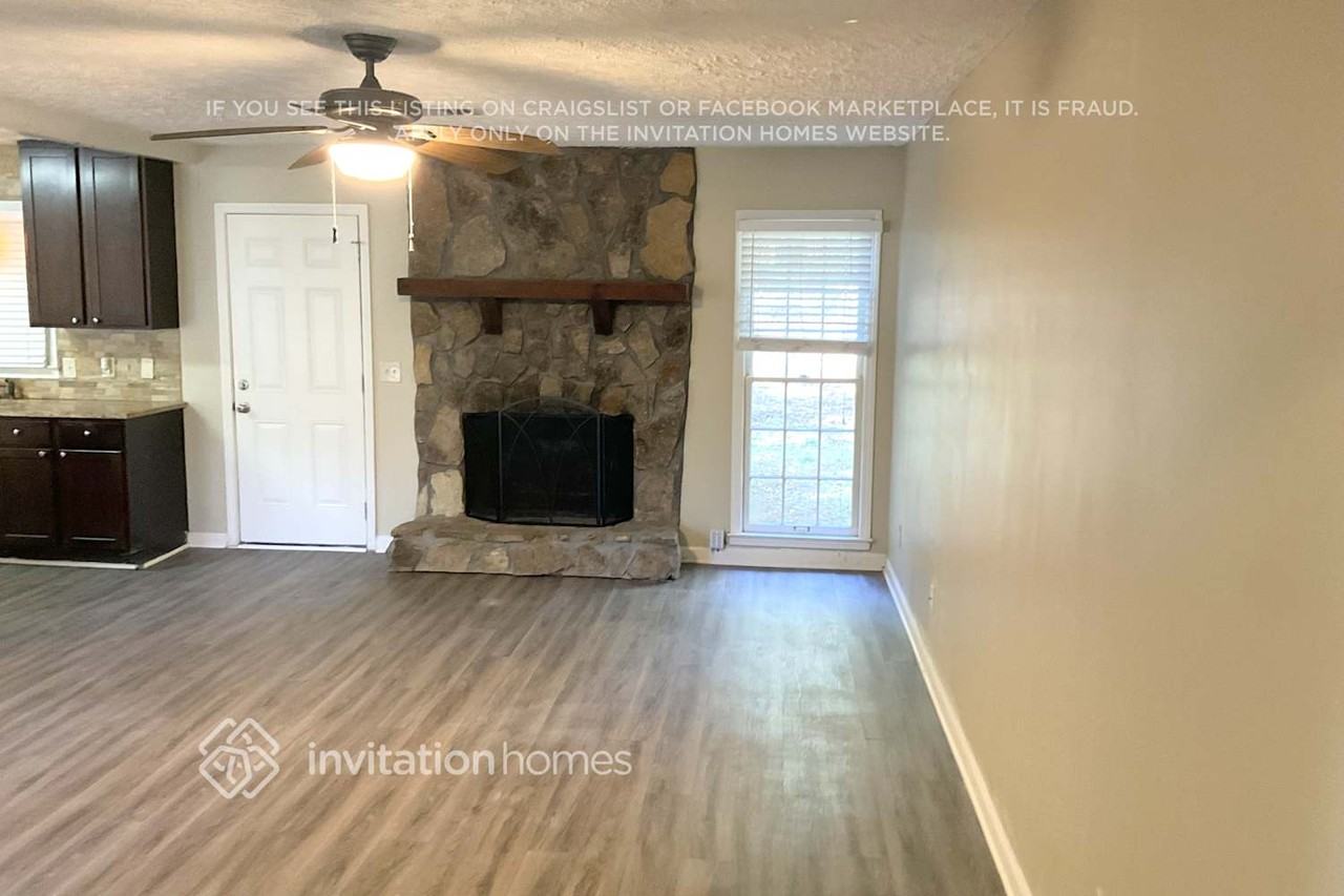 158 Little Brook Dr - Photo 4 of 20