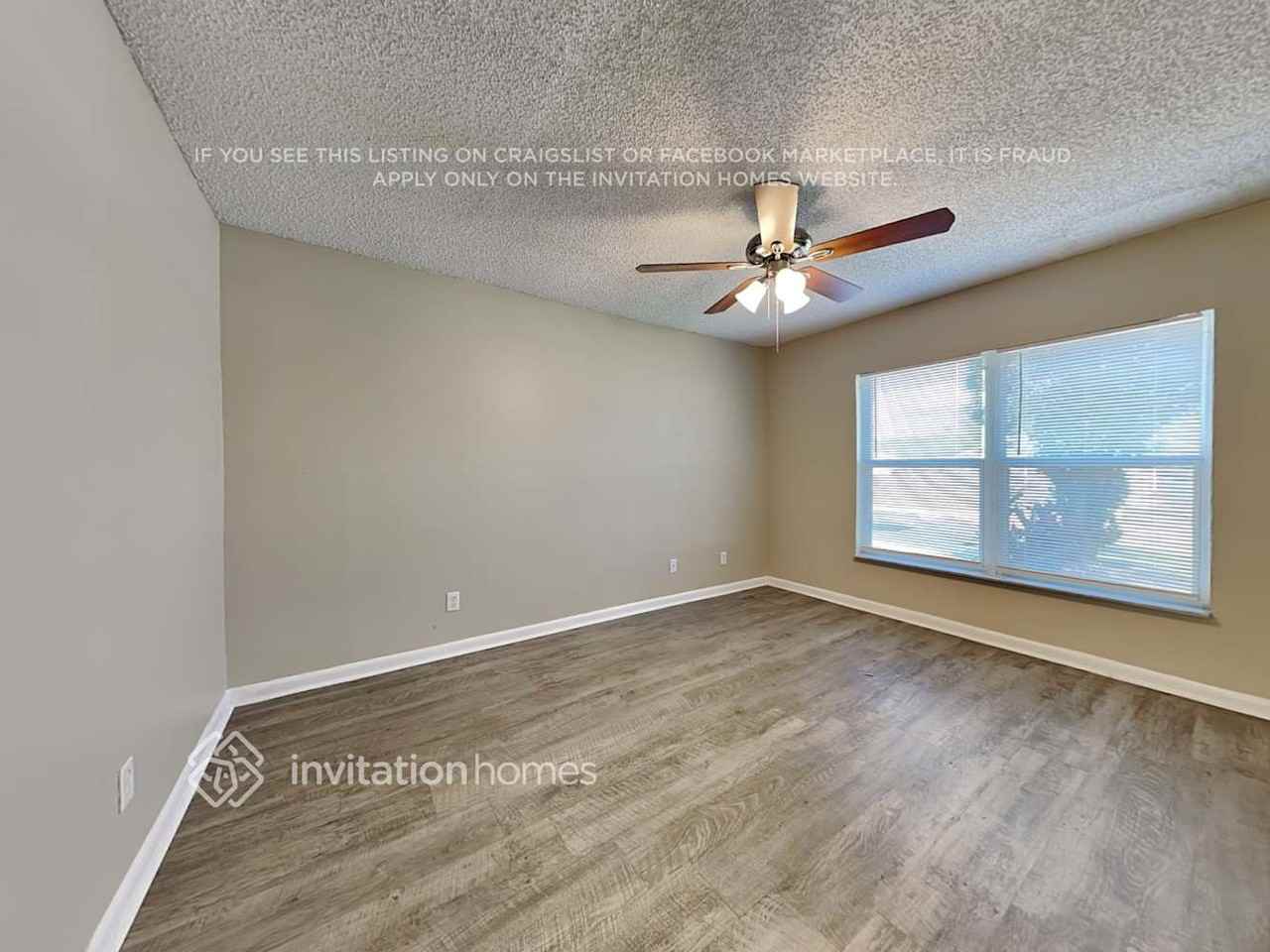 234 Regal Park Dr - Photo 7 of 18