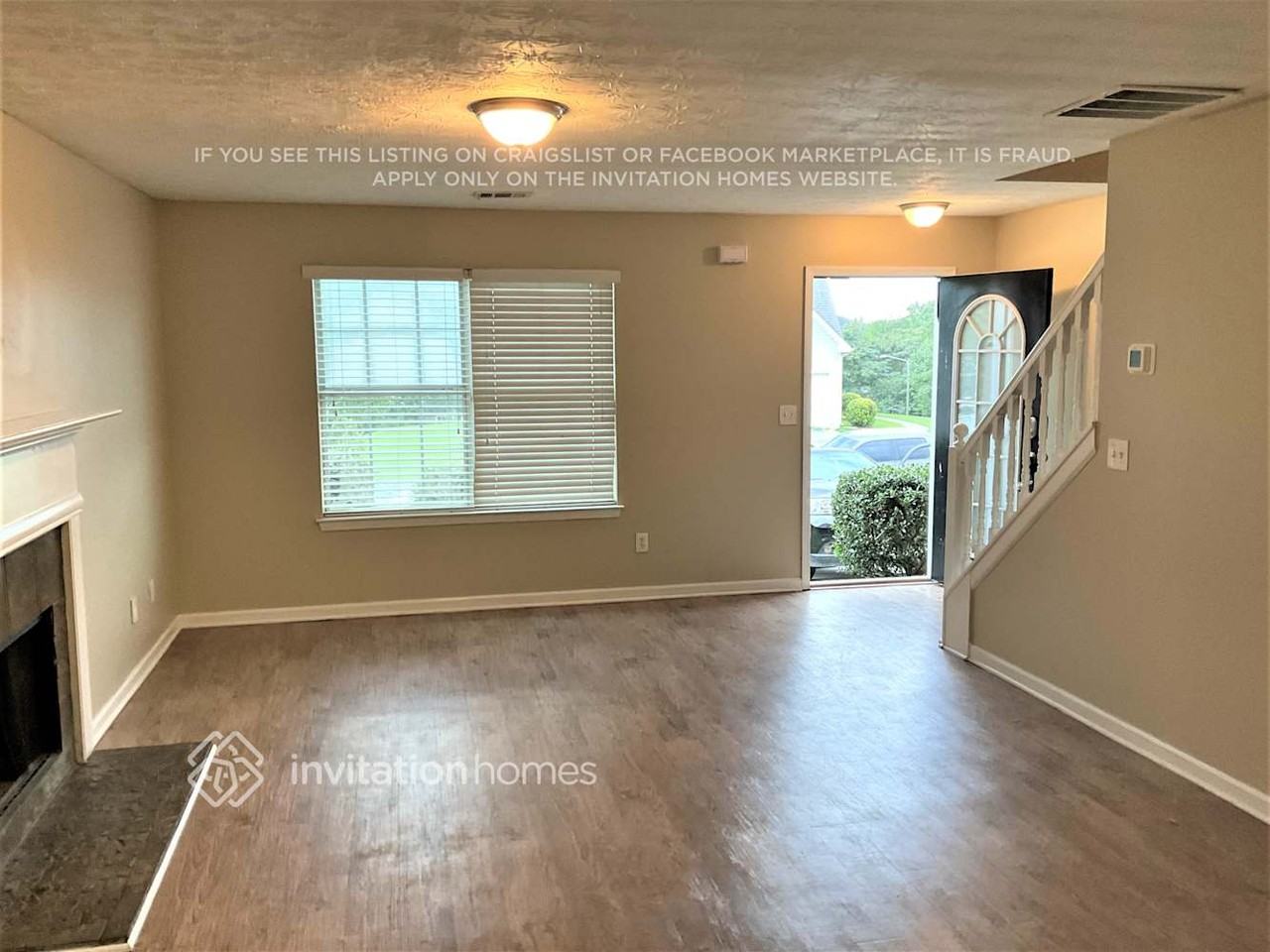 6866 Smoke Ridge Dr - Photo 2 of 13