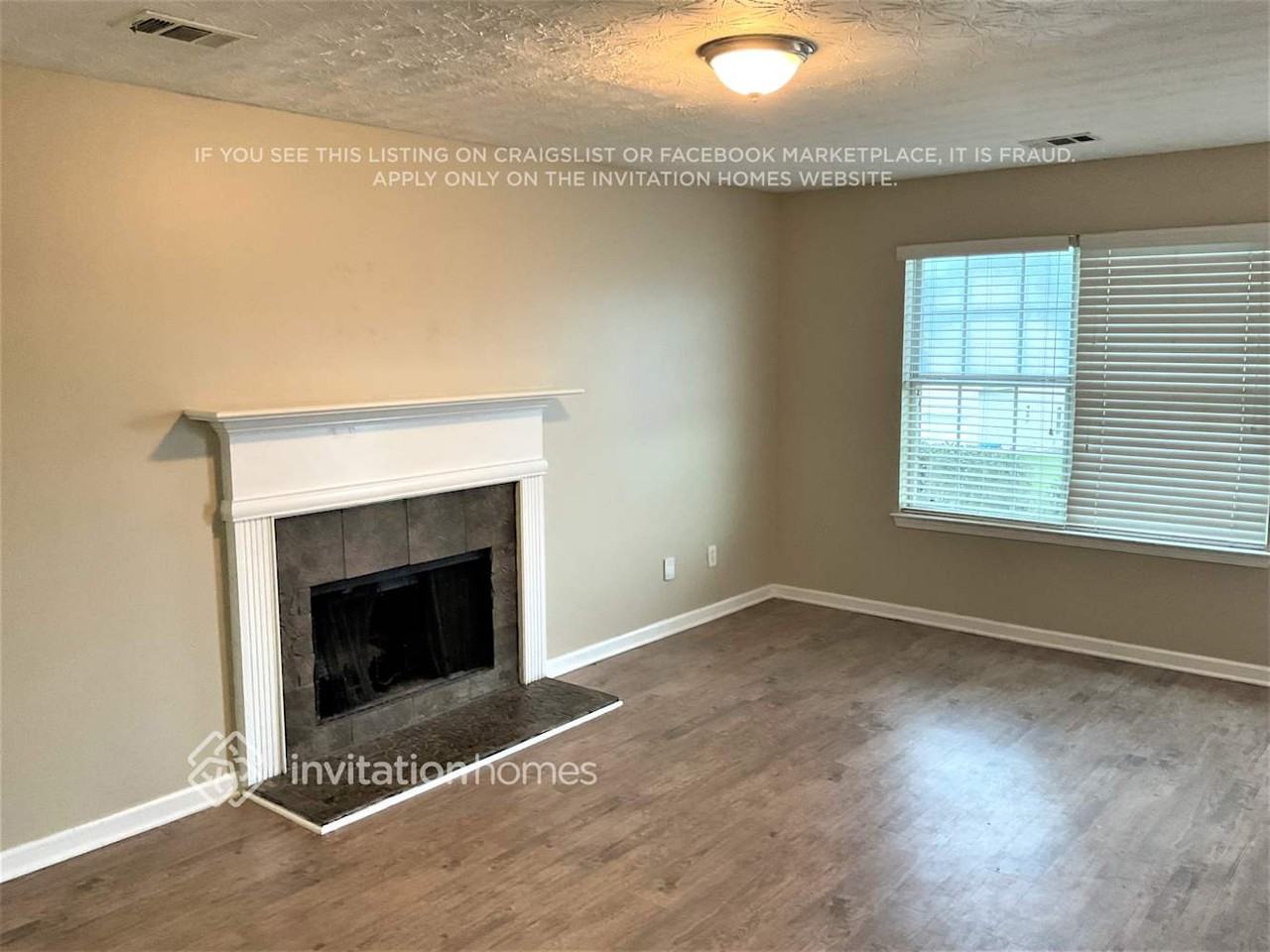 6866 Smoke Ridge Dr - Photo 3 of 13