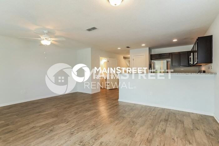 516 Eiseman Way - Photo 6 of 17