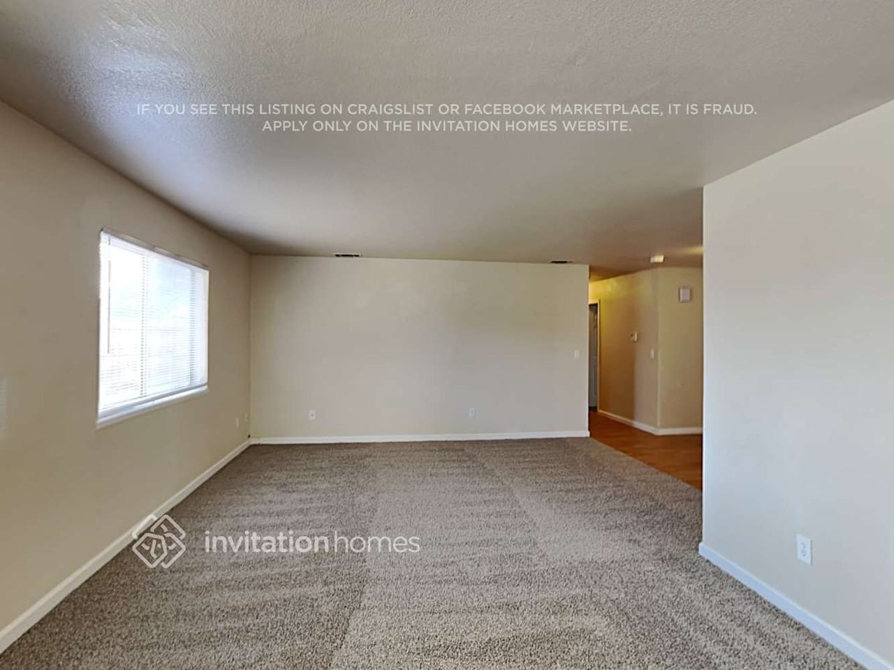 555 Spruce St - Photo 3 of 19