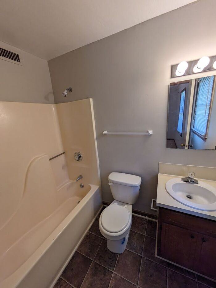 1243 Main Avenue Dr Nw #10 - Photo 6 of 9