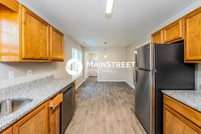 1282 Railroad Dr - Photo 5 of 16