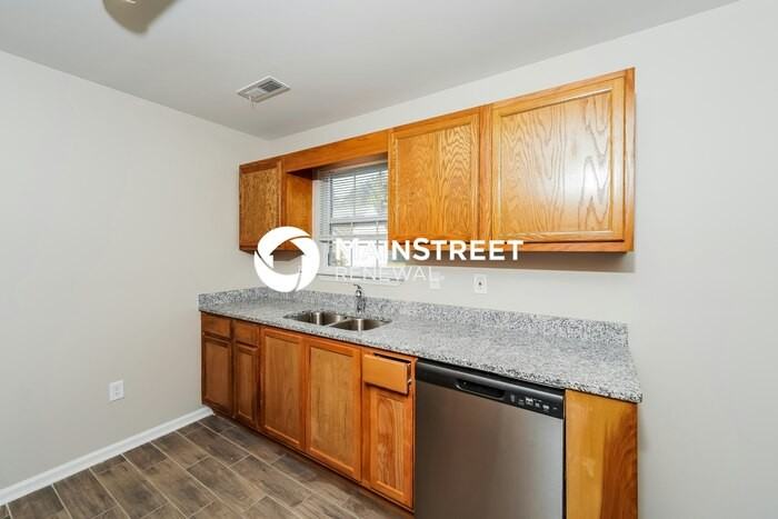 1282 Railroad Dr - Photo 7 of 16