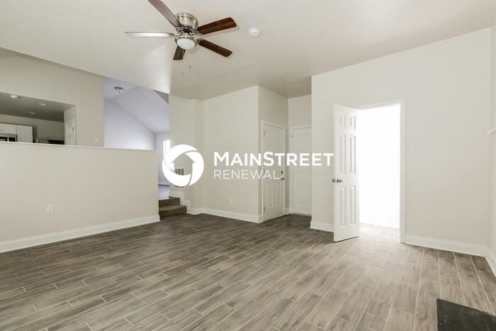 10057 Tara Glynn Dr - Photo 3 of 16