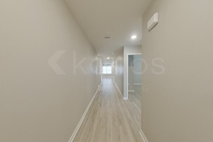 122 Metalmark Dr - Photo 5 of 37