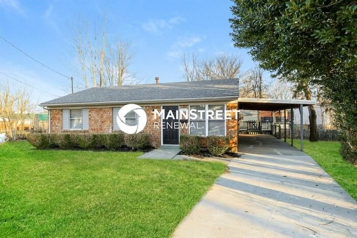 11702 Brackenberry Ct - Photo 3 of 16