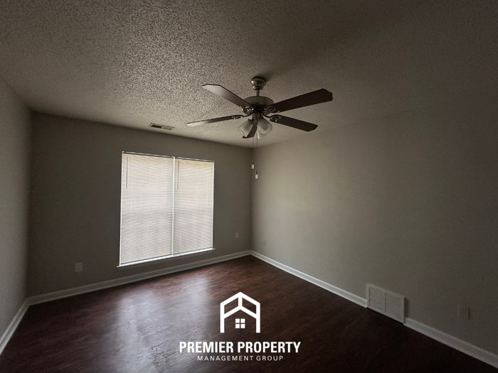 2187 Curbertson Cv - Photo 3 of 16