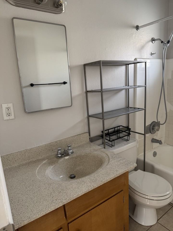 6216 N 13th Pl #1 - Photo 5 of 9