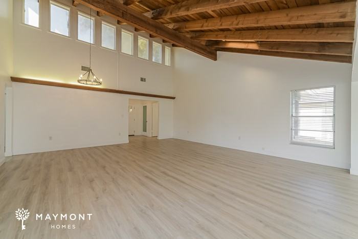 11 Maple Run - Photo 5 of 12