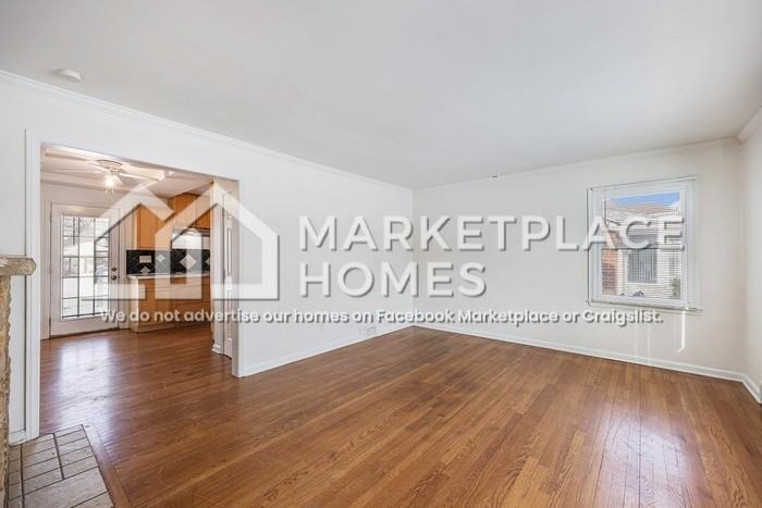 24865 Grove Ave - Photo 4 of 21