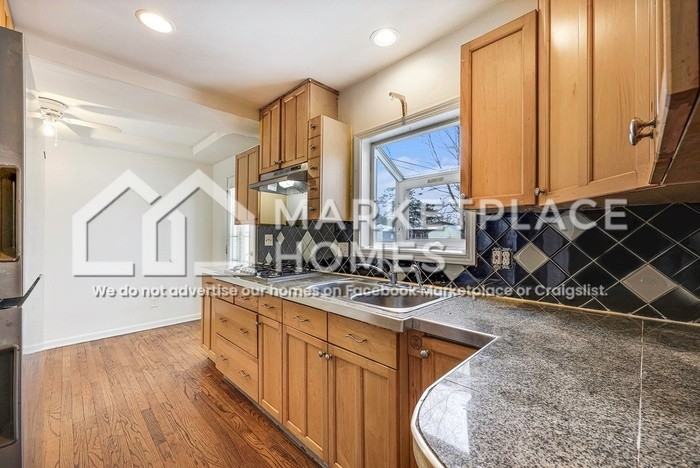 24865 Grove Ave - Photo 7 of 21