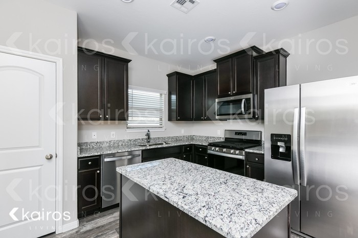 316 E Georgia Ter - Photo 6 of 16