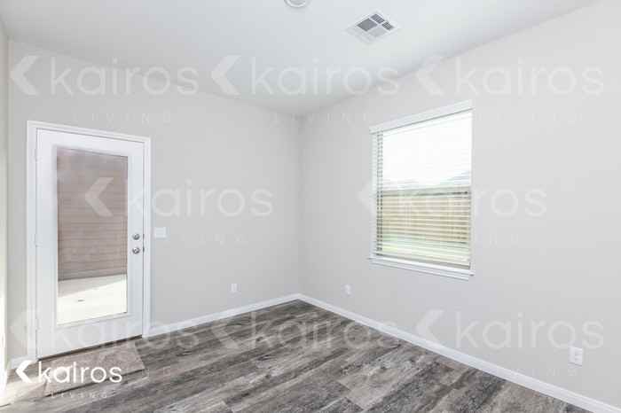 316 E Georgia Ter - Photo 7 of 16