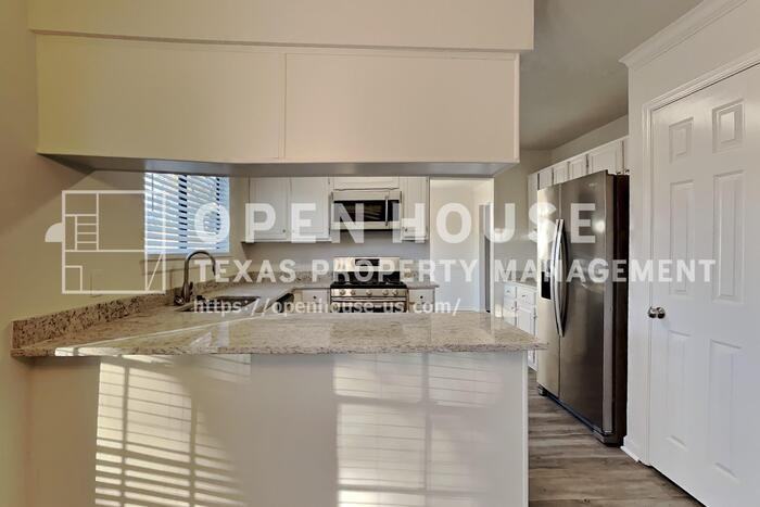 8335 Sparkling Springs Dr - Photo 7 of 22