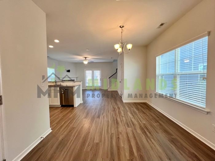 931 Tuxford Trl - Photo 5 of 48