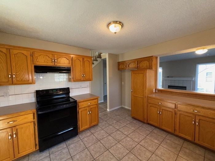 8619 N Mcdonald Ave - Photo 5 of 23