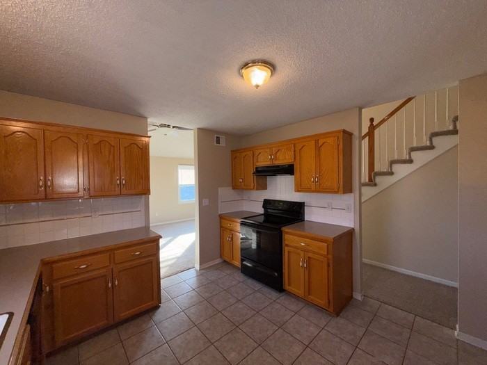 8619 N Mcdonald Ave - Photo 7 of 23