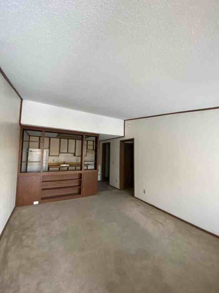 5601 S Winthrop Ct #279 - Photo 3 of 7