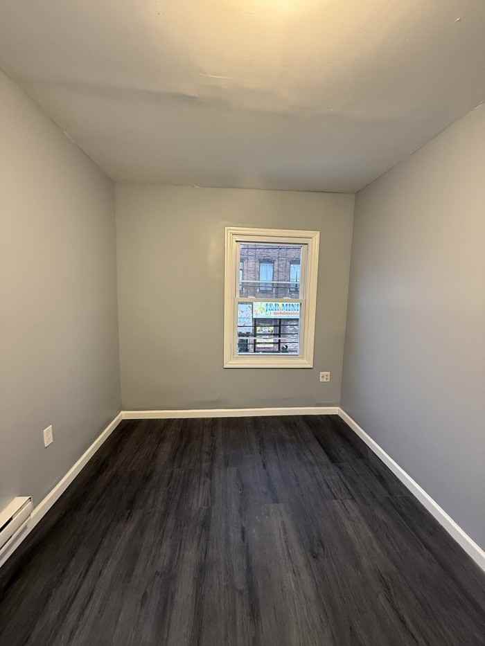 61 Madison St #1 - Photo 6 of 15