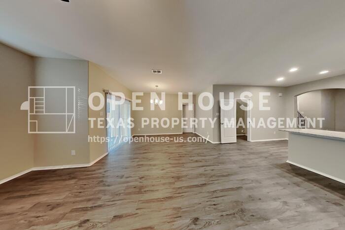 926 Penny Royal Ct - Photo 4 of 27