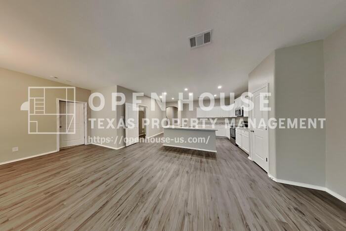 926 Penny Royal Ct - Photo 5 of 27