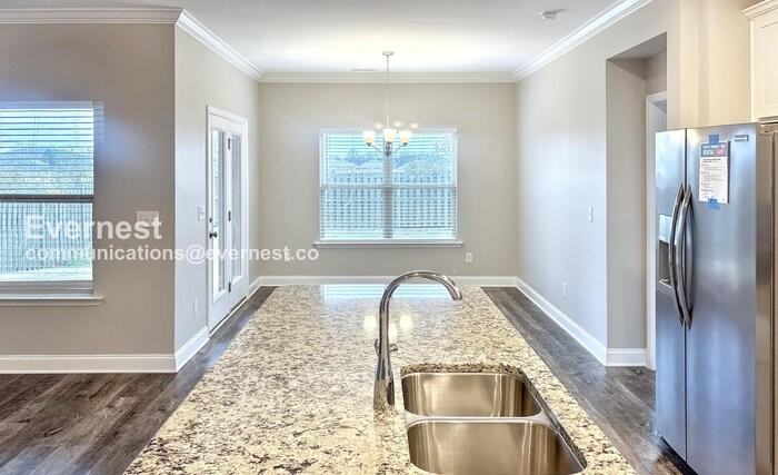 130 Shrewsberry Drive - Photo 5 of 30