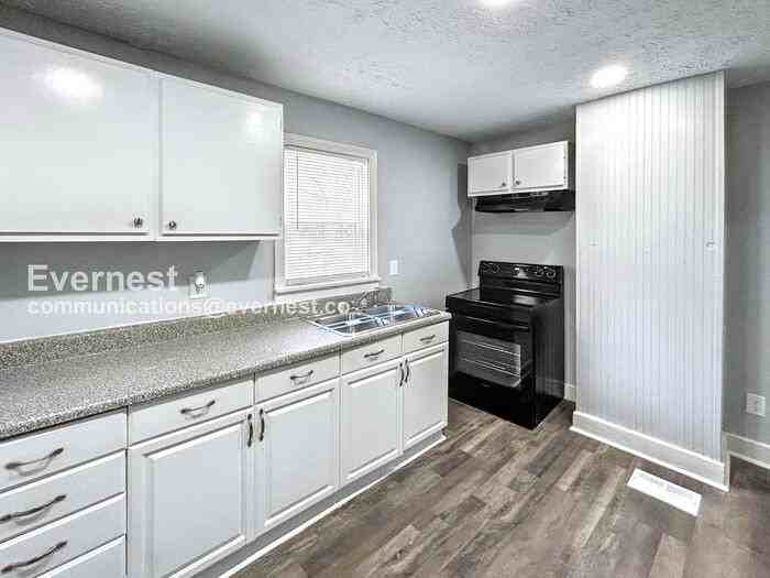 2175 Pansy St Nw - Photo 3 of 19