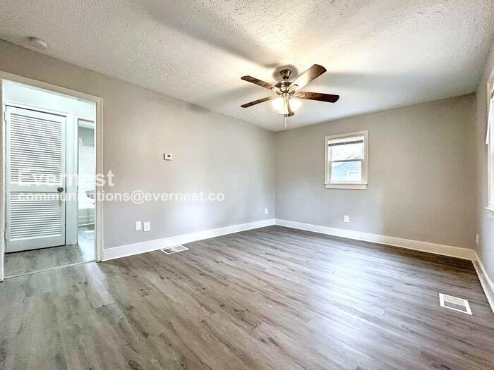 2175 Pansy St Nw - Photo 5 of 19