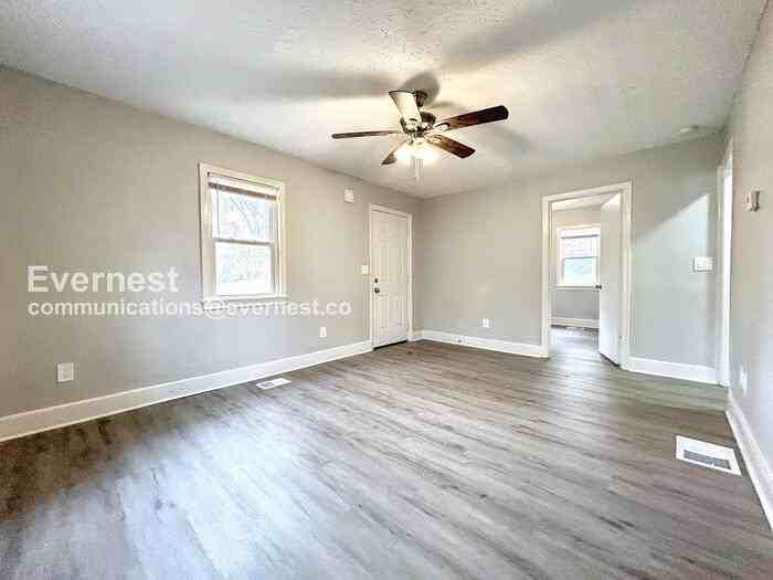 2175 Pansy St Nw - Photo 6 of 19