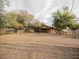 featured image of 7513 N 61st Ave