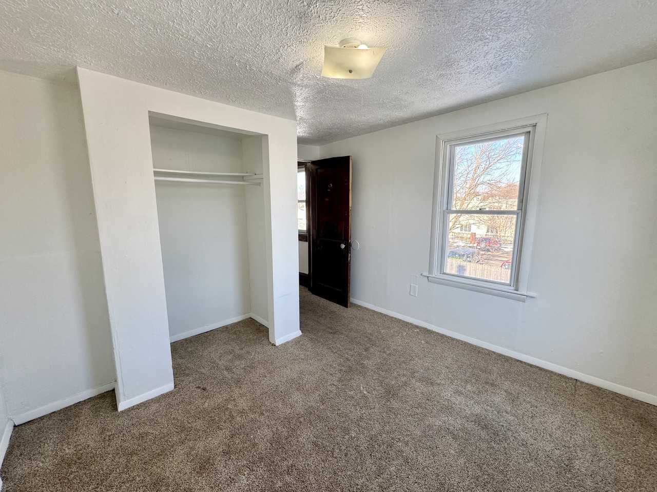 2709 Abbott Pl Nw #NA - Photo 7 of 11