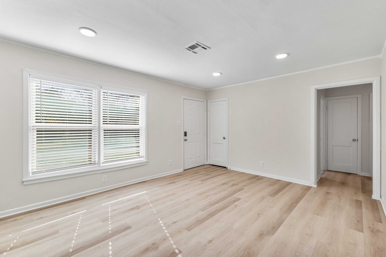 3817 Lasker Ave #NA - Photo 3 of 20