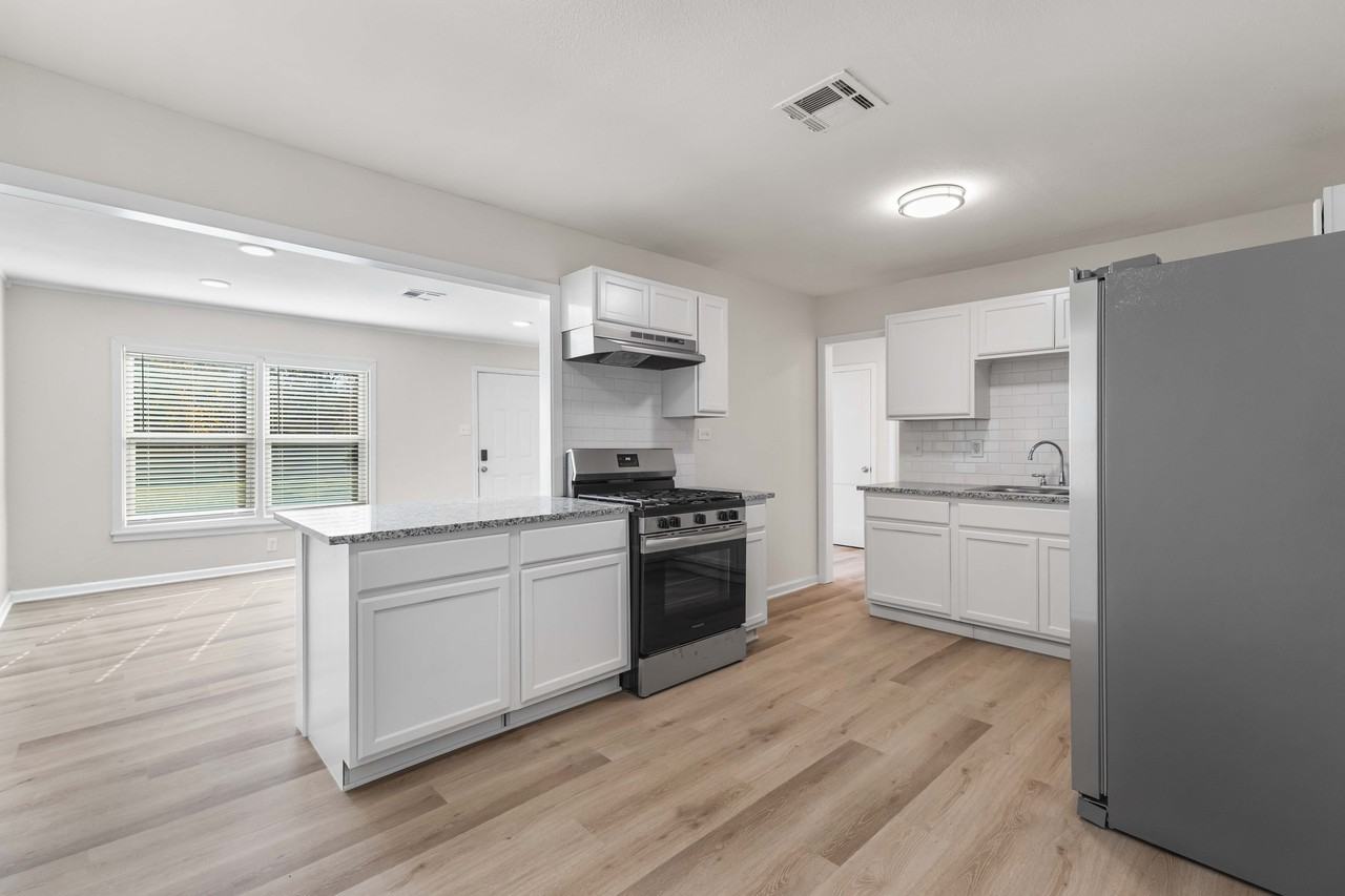 3817 Lasker Ave #NA - Photo 7 of 20