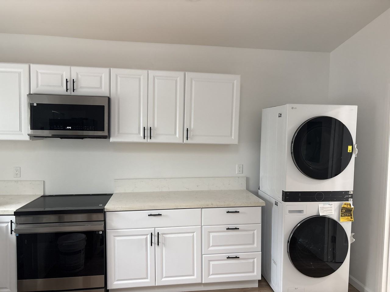 4247 Governor Dr #NA - Photo 4 of 7