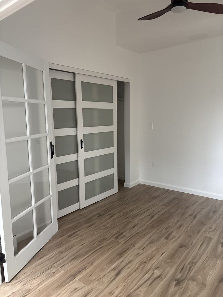 4247 Governor Dr #NA - Photo 7 of 7