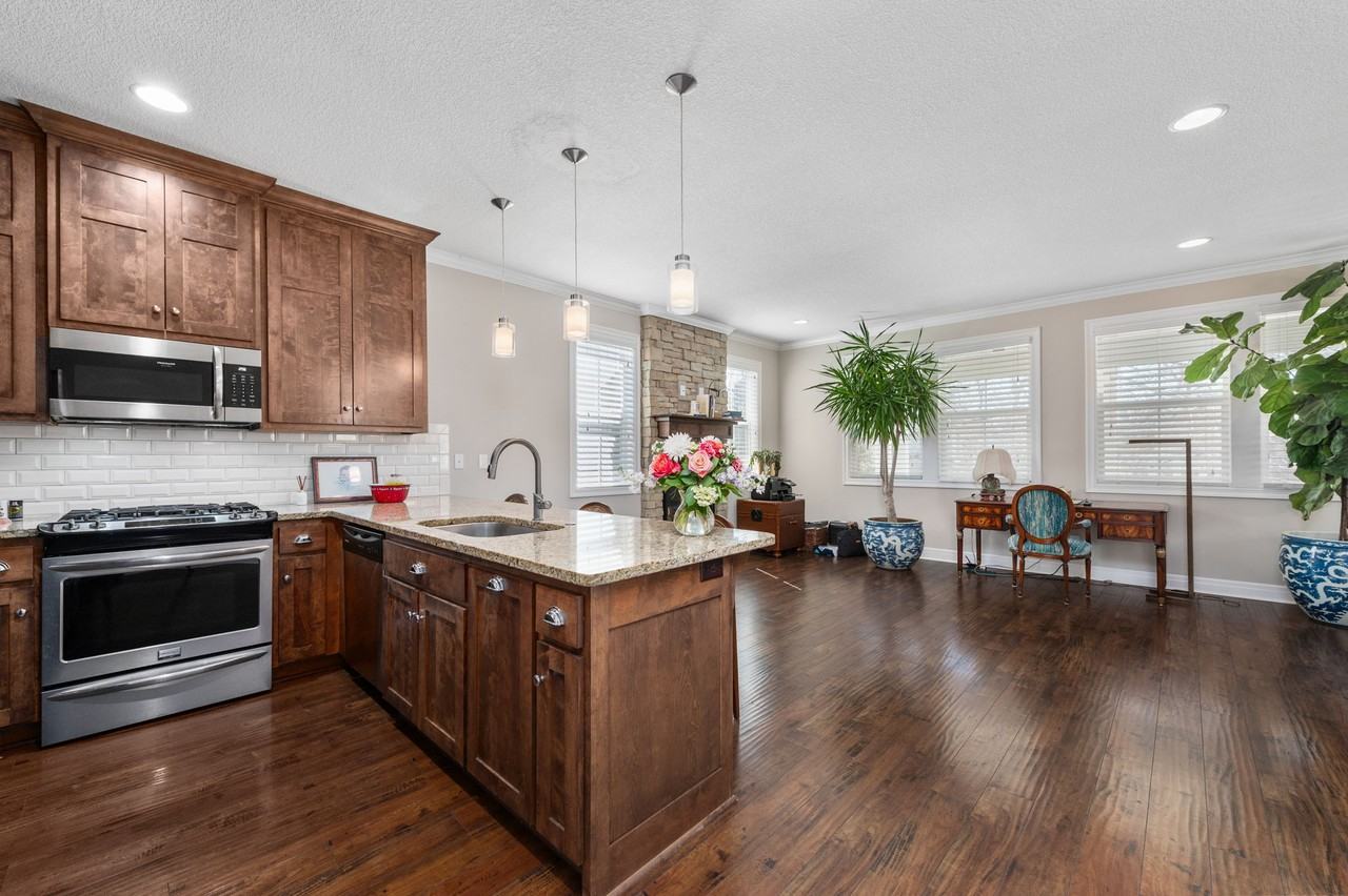 4511 Jefferson St #NA - Photo 7 of 13