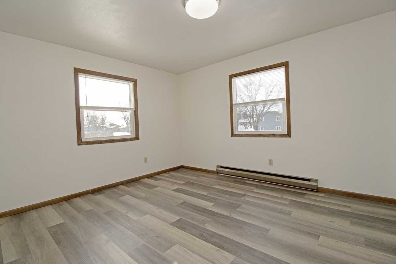 1120 Porter St #6 - Photo 6 of 10