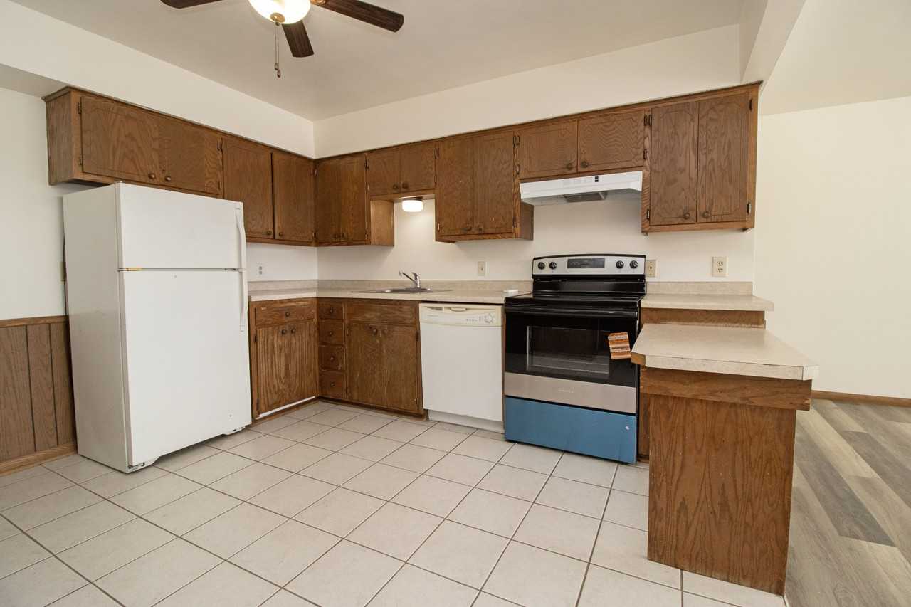 1120 Porter St #6 - Photo 3 of 10