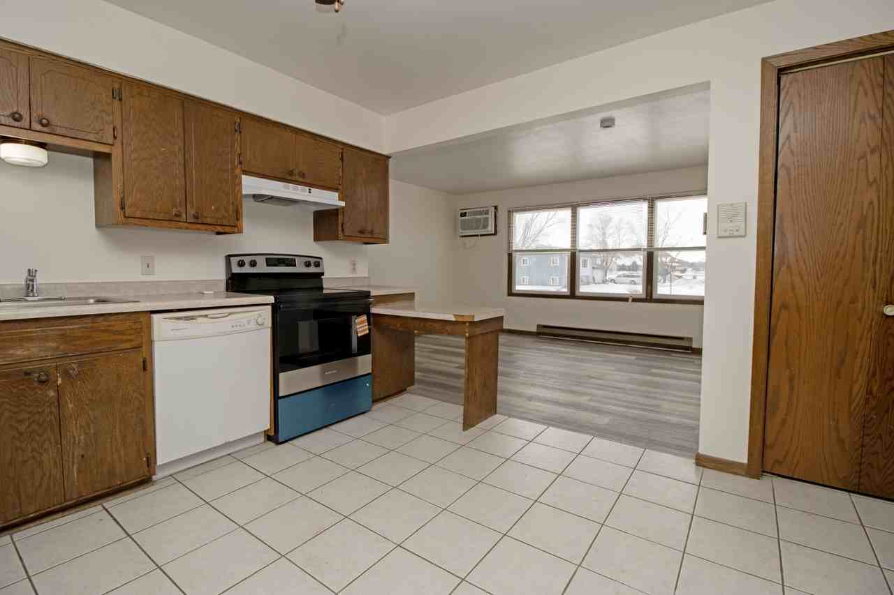 1120 Porter St #6 - Photo 2 of 10