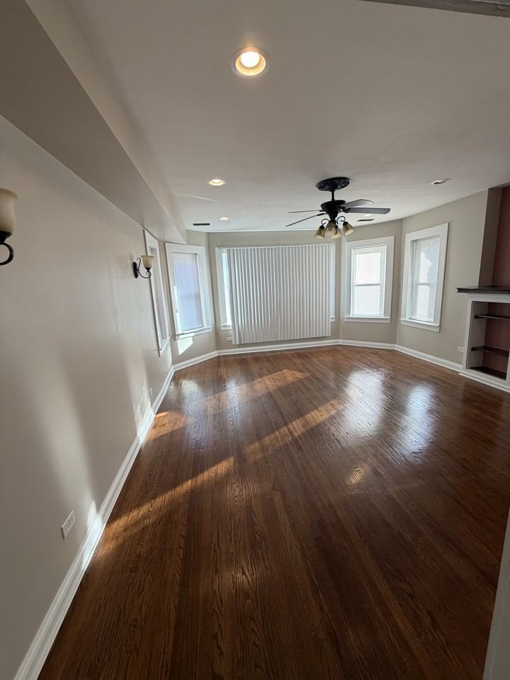 11320 S Prairie Ave #1 - Photo 7 of 7