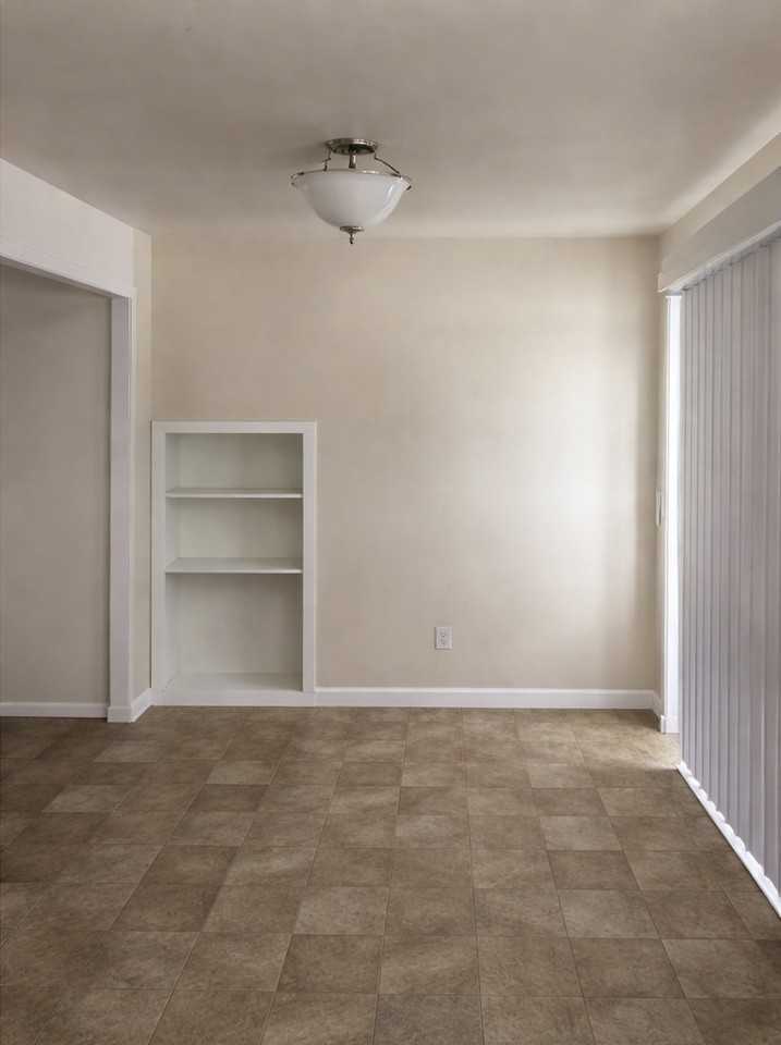 414 N Saint Bernard Dr #412 - Photo 4 of 9