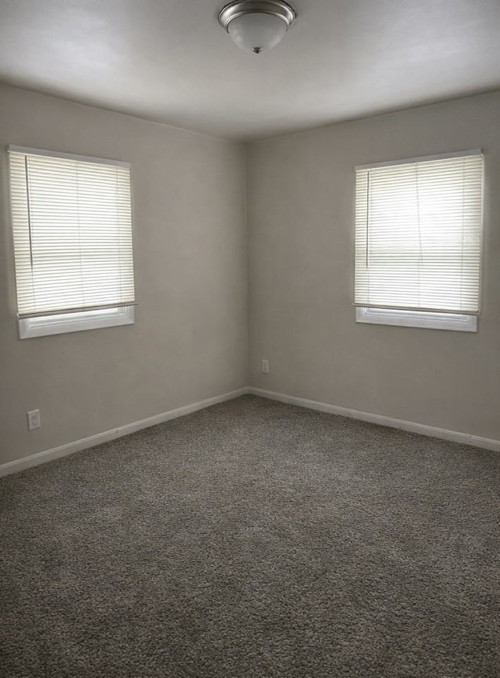 414 N Saint Bernard Dr #412 - Photo 7 of 9