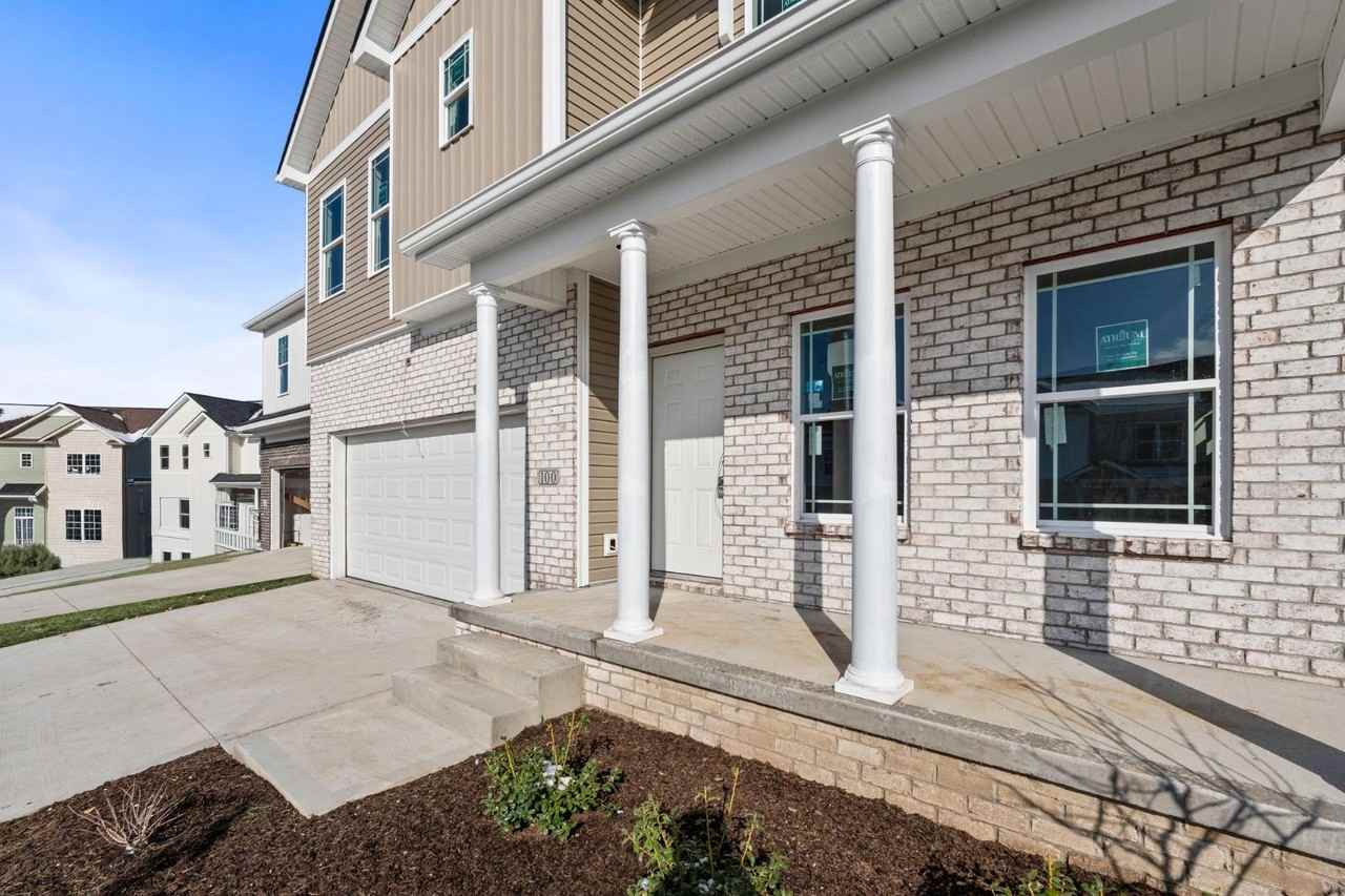 100 Lambert Field - Photo 7 of 20