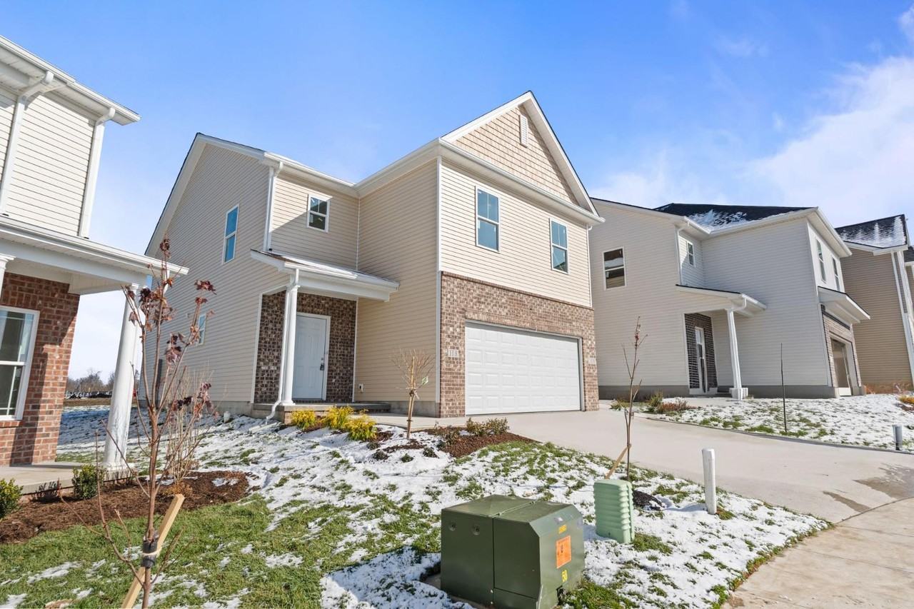 108 Lambert Fld - Photo 3 of 11