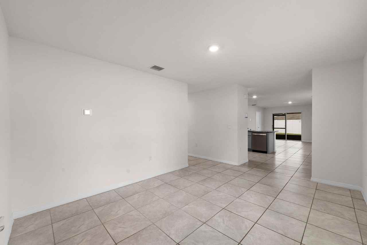 13692 Thimbleberry Dr - Photo 4 of 11