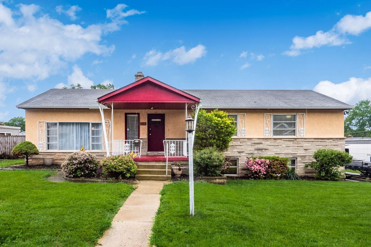 123 E Alcott Rd #NA - Photo 2 of 24