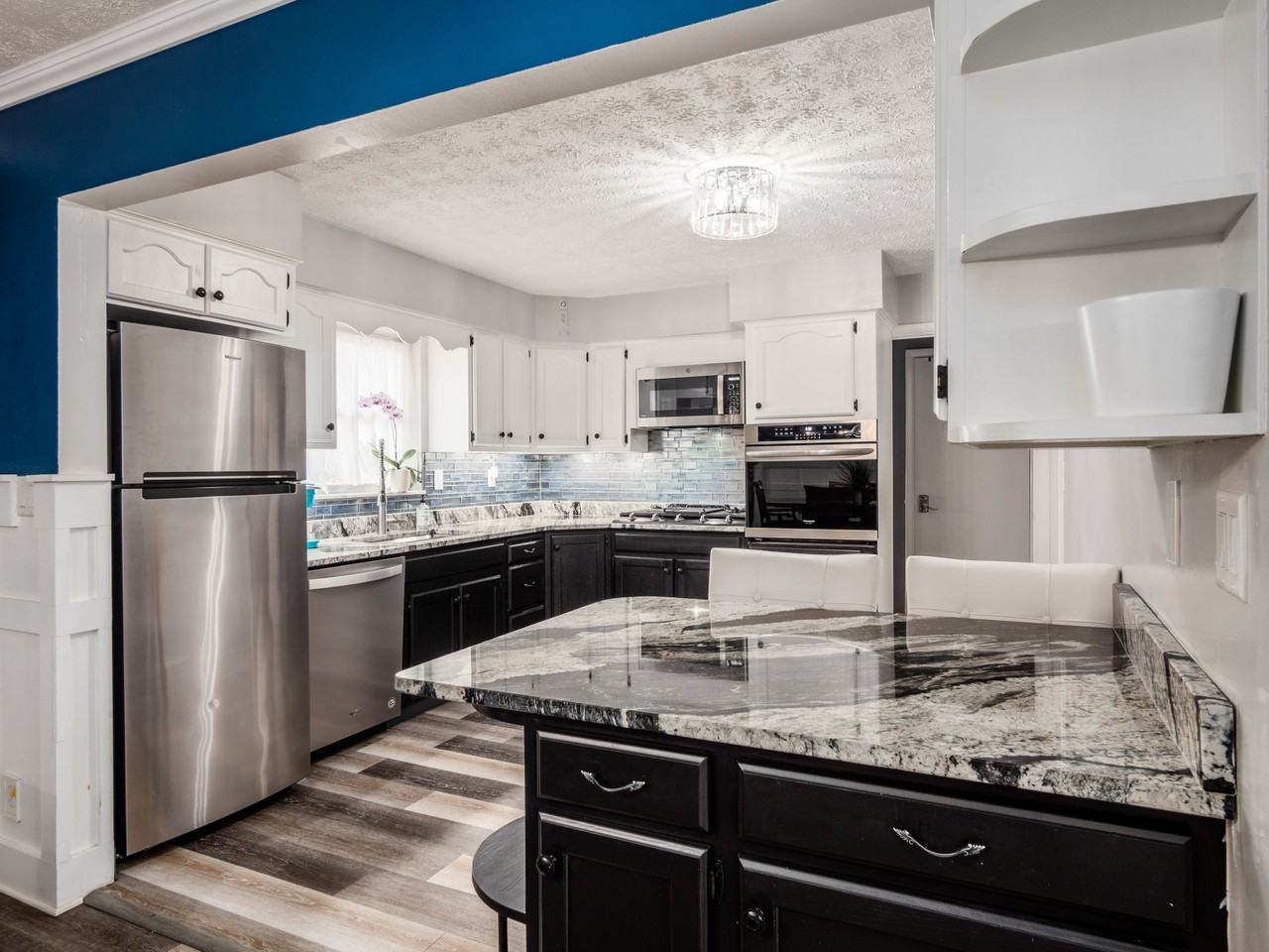 123 E Alcott Rd #NA - Photo 3 of 24